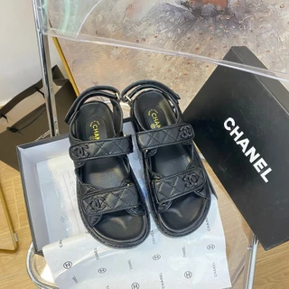 Sandal CN tag đen Size 35-39 Hàng fullbox