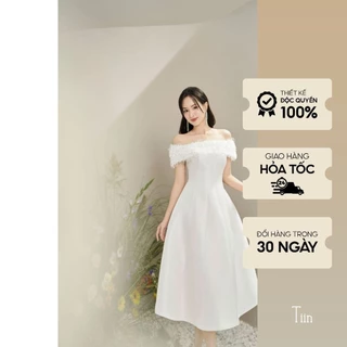 Váy trễ vai phối ren lông màu trắng ba size S M L TIINSTORE VHN1038