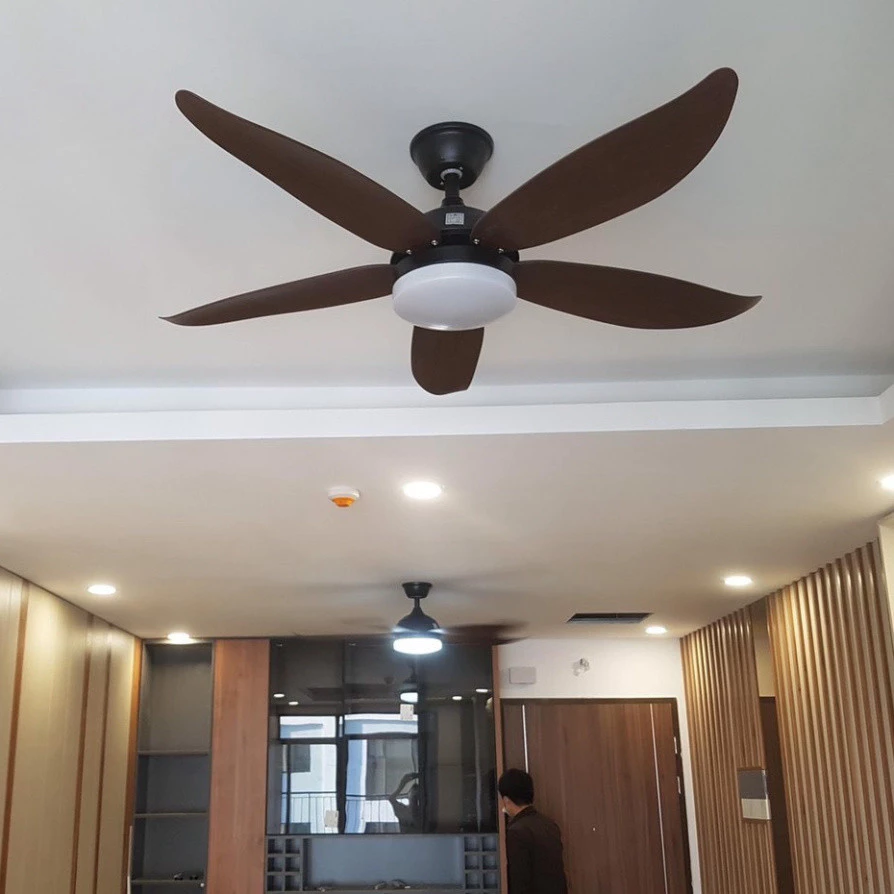 Quạt Trần LATO 5 Cánh 6 Cấp Độ Gió 3 Chế Độ Đèn Điều Khiển Từ Xa Bảo Hành 10 Năm Mã 04
