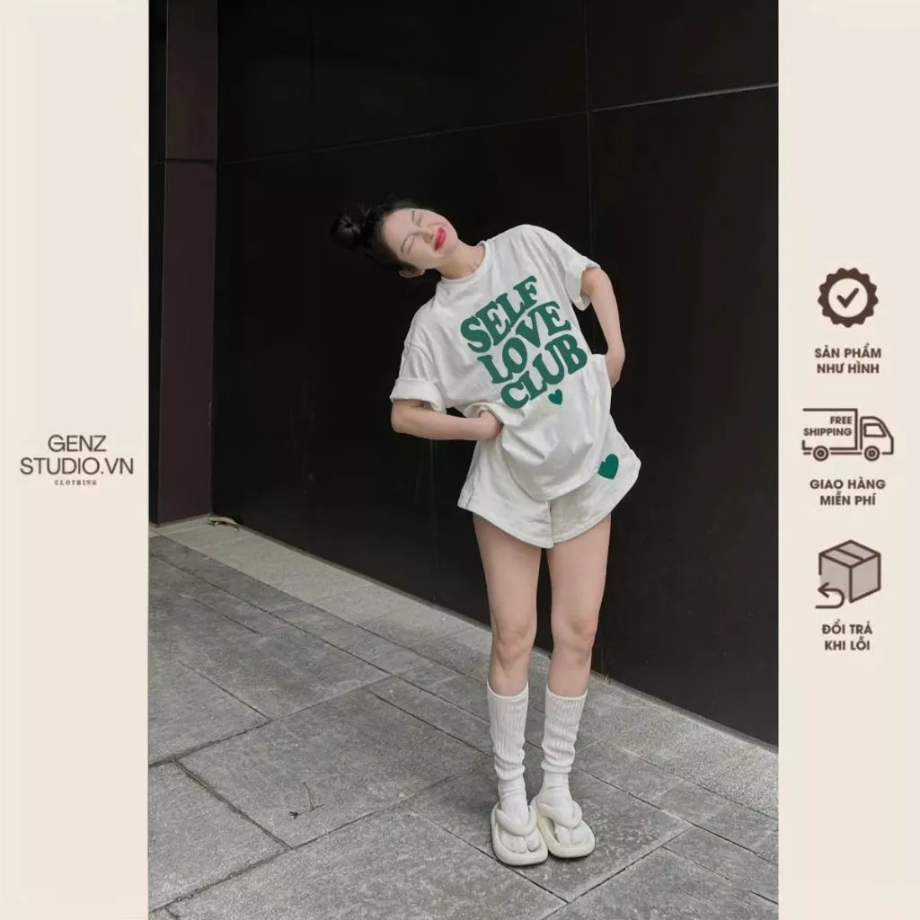 Set Áo Thun Trắng + Quần Đùi - Bộ Áo Phông Nữ Cổ Tròn, Tay Ngắn, Chất Cotton Chữ Xanh