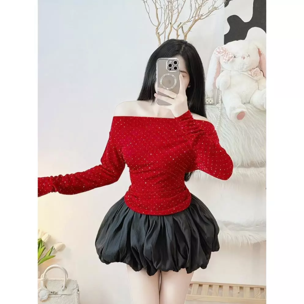 Áo nhũ đá bẹt vai tay dài , nhúm sườn cực sexy , chất nhũ mềm mịn mát YBM