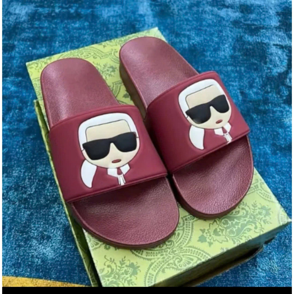 Dép lê quai ngang nam nữ, ba sọc đỏ cực chất tại Shop, đế cao 3cm 2 Màu cực đẹp