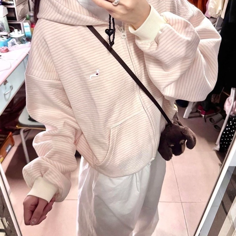𝙭𝙪𝙭𝙞.𝙤𝙧𝙙𝙚𝙧 Áo Khoác Nỉ Hồng Thêu Ngựa Kẻ Sọc Cute