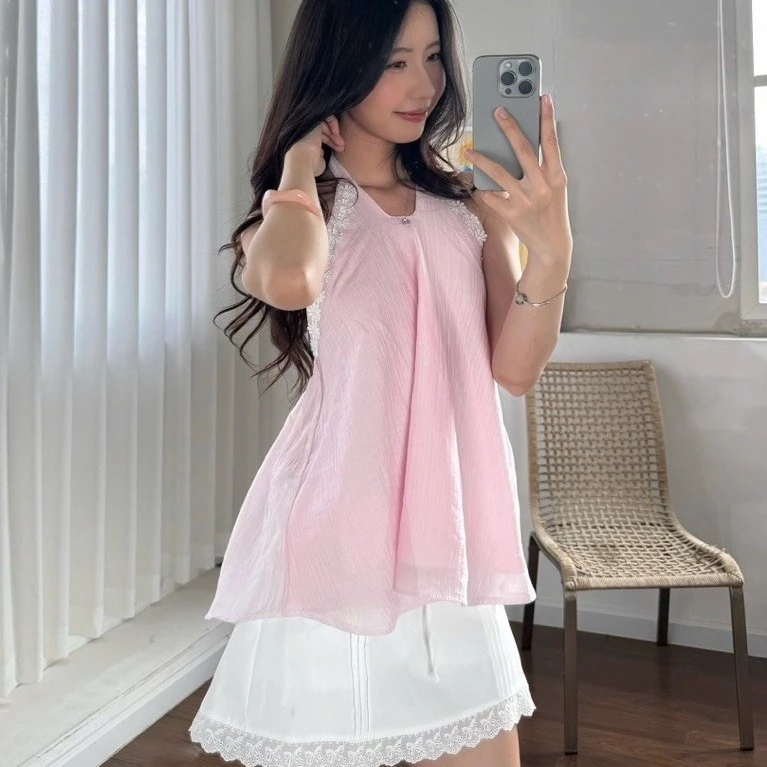 [ Flowy Top] Áo Cổ Yếm Chất Tơ Lót Lụa Viền Ren Hoa Mặc Nhiều Kiểu