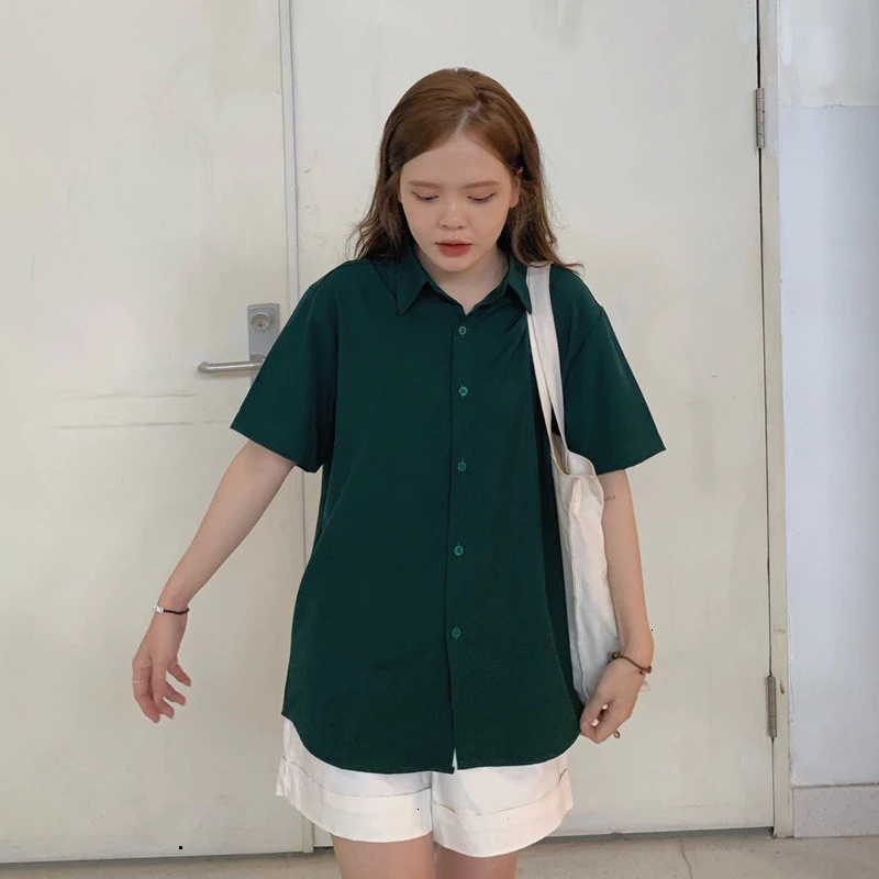 Áo Sơ Mi Trơn Tay Ngắn Xanh Lá Form Rộng Nam Nữ Unisex 2026.....