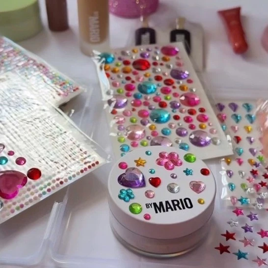 Sẵn Hoả Tốc Sticker Đá Đính Bedazzling Hot Trend 2026 Đá Pha Lê 3D Nhiều Màu Tự Dính Trang Trí Ly Cốc Đồ Makeup Handmade