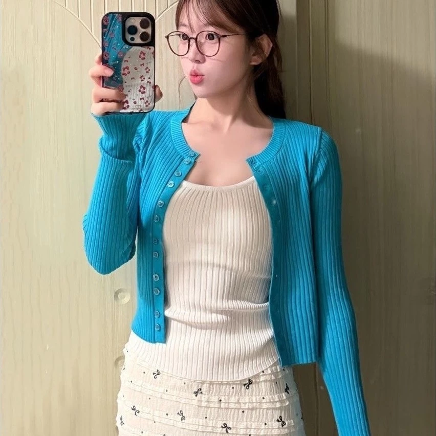 𝑶𝒏𝒊.𝑺𝒉𝒐𝒑_Set Len Áo Xanh Phối Trắng Mẫu Mới 2026