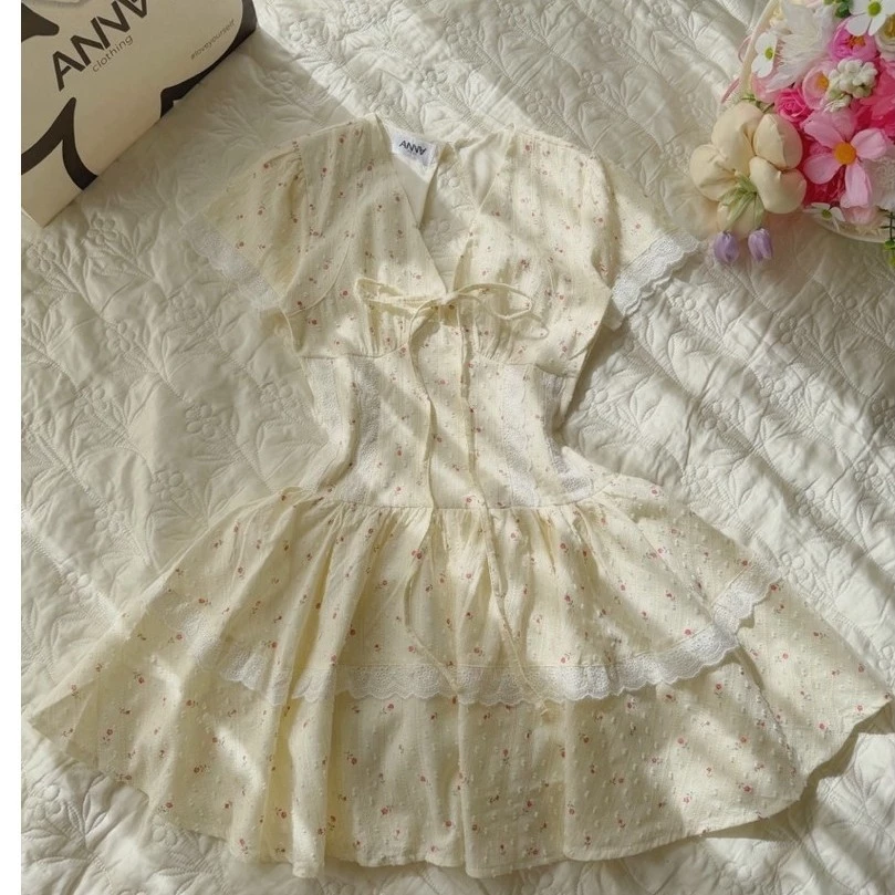 Đầm Kiểu Nữ Hoa Nhí Viền Ren Anna - Wency Dress
