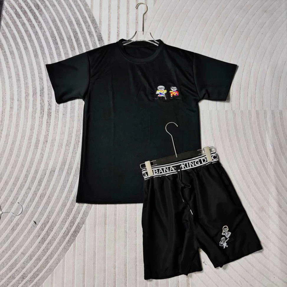 Bộ cộc đen áo 2 người thêu kèm quần sooc gió Docl chất thun lạnh dành cho nam nữ from unisex Boy Phố 2025
