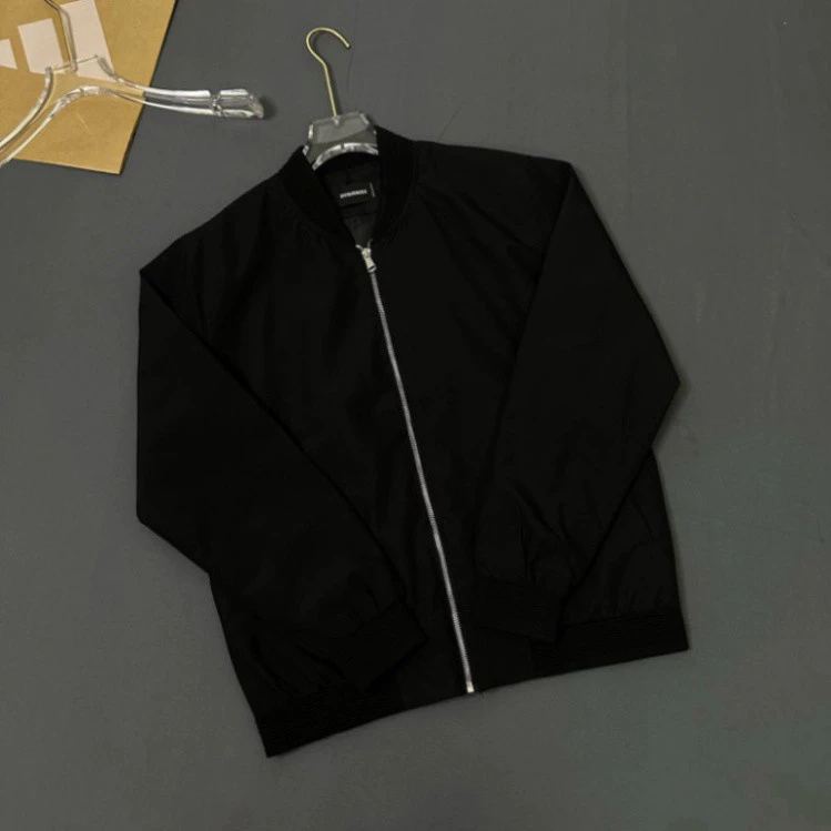 Áo Khoác Bomber Gió Nam Nữ DSQ Đen Thân Trơn Khoá Zip Bạc Ống Chun Bo Sọc Gân Lót 2 Lớp Cao Cấp Đơn Giản Basic  2025 Hot