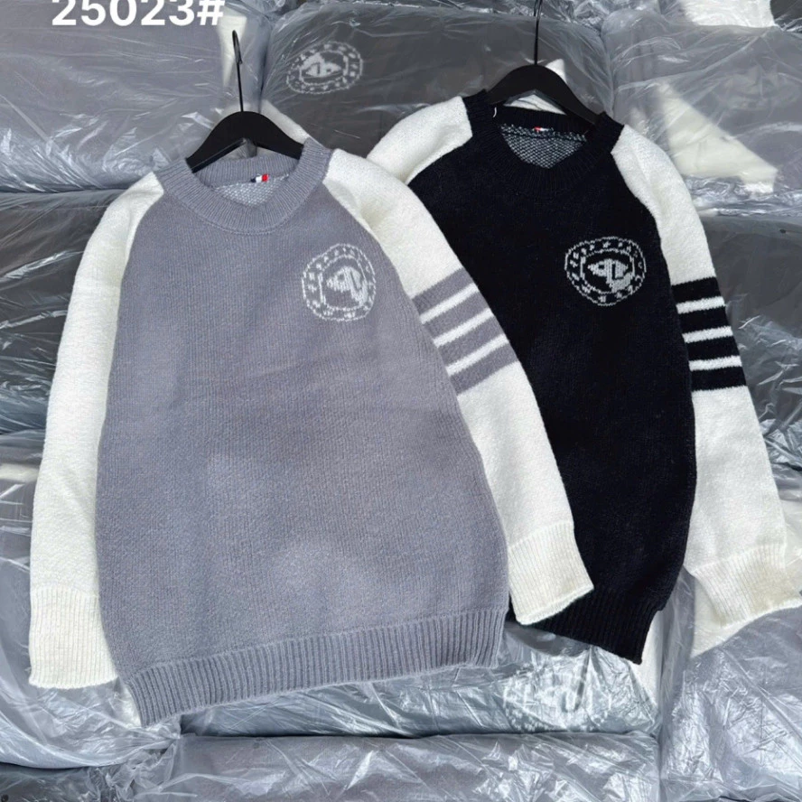 Áo Len Nam Nữ Unisex Tay Dài Phối Màu Logo chó, Áo Len Thu Đông Form Rộng Thời Trang Hàn Quốc