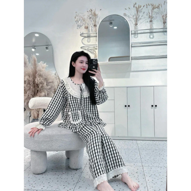 𝑴𝒐𝒏𝒔𝒕𝒂_𝒔𝒕𝒖𝒅𝒊𝒐//  Váy dạ hội tiểu thư cổ yếm kết hợp nơ đen, dáng suông thêu hoa cao cấp, thích hợp đi chơi đ