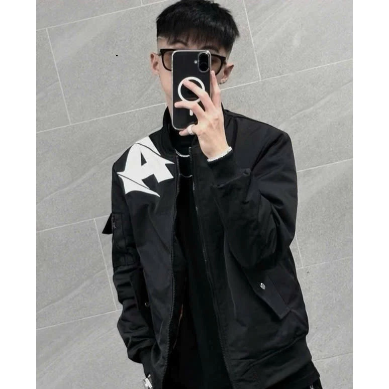 Áo khoác bomber Gió nam nữ In Logo Chữ A Trước Ngực thân trơn thêu logo basic boy phố Hot Trend 2025