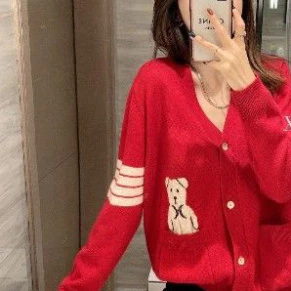Áo khoác cardigan dệt INFLACHI kim tay dài cổ V cài cúc họa tiết gấu xinh xắn trẻ trung kiểu Hàn Quốc MN0923-014