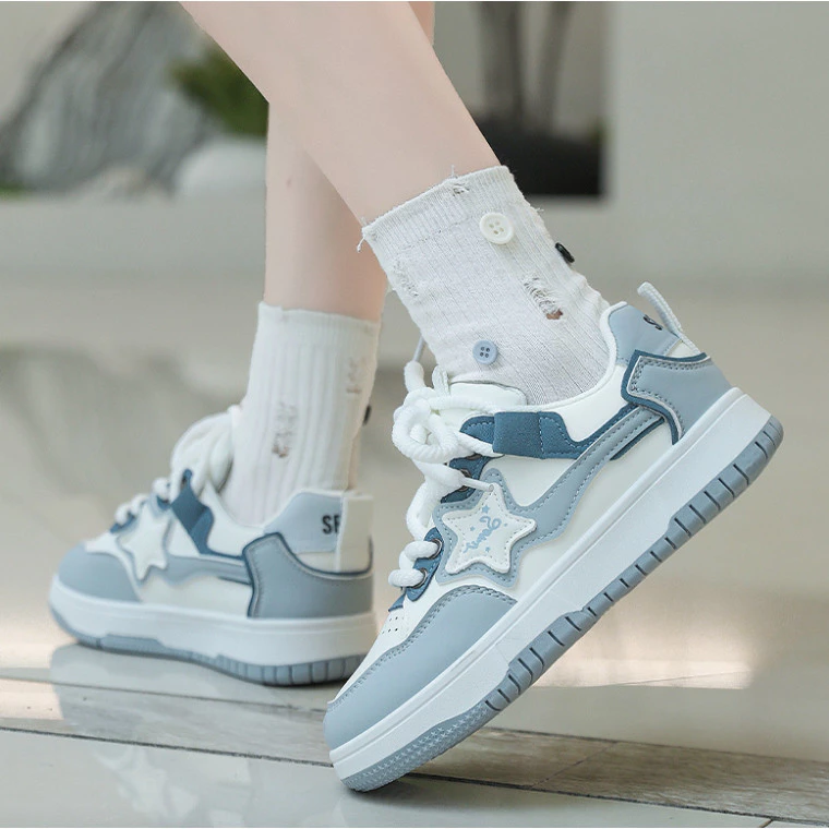 Tên sản phẩm: ```[HẾT DÒNG] [VIDEO CHẤT LƯỢNG CAO] Giày Sneaker năng động, dễ thương với phối chi tiết trẻ trung và đế b