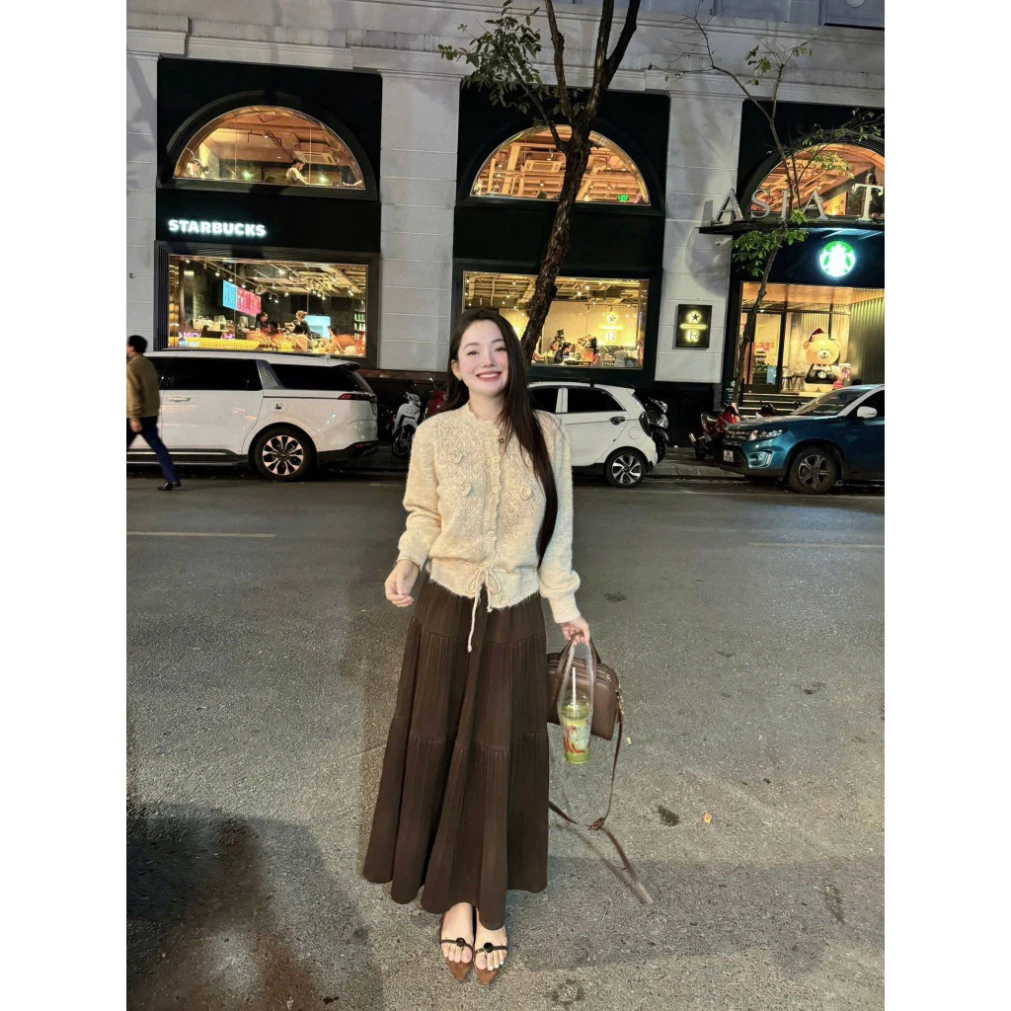 Áo Len Dáng Xòe Pelum Hoa Nổi, Rút Dây, Chất Lượng Cao, S và M, Phù Hợp Nữ 40-58kg - Huyền Thanh Shop