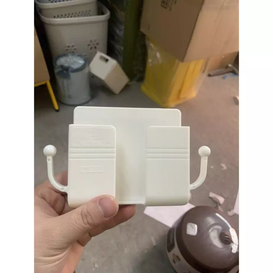 (Xuất VAT) Kệ Dán Tường Giá Treo Sạc Điện Thoại, Để Điều Khiển Nhựa PP Cao Cấp 5689