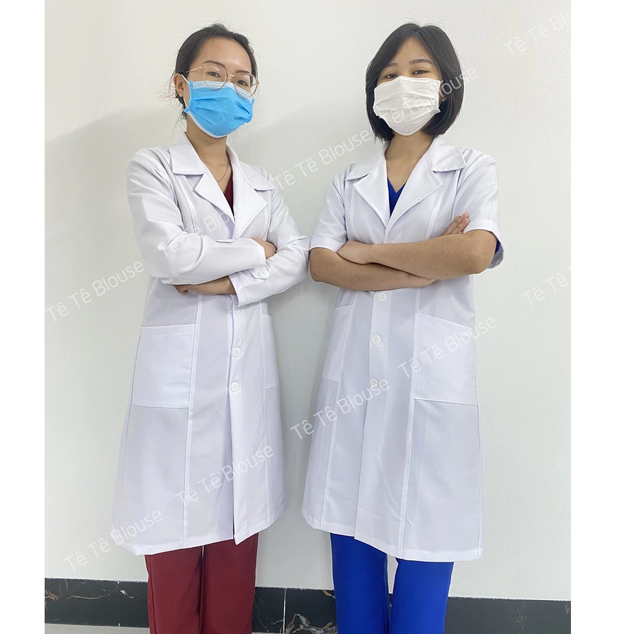 Áo Blouse Nữ Cộc, Dài Tay Dáng Ngang Gối Cao Cấp, Vải Co Giãn, Không Nhăn dùng làm quà tặng cho Bác sĩ, có thêu tên