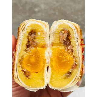 Bánh Pía Xưa Gói Giấy Thành Hương Nhân Thịt Lạp Trứng Muối 350gr/cây 4cái