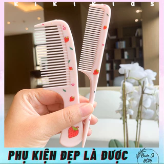 Combo 2 Lược Chải Tóc Họa Tiết Hình Thú Cute Dễ Thương, Set 2 Lược Chải Tóc Xoăn Và Rẽ Ngôi Giúp Các Bé Thêm Điệu Đà.