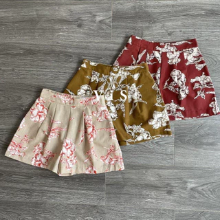 Quần short hoa nữ chất linen