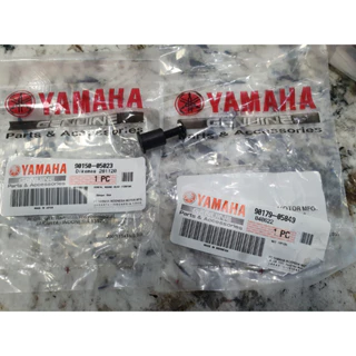 Ốc kính gió Yamaha R15v3 chính hãng nhập khẩu Japan - Indonesia