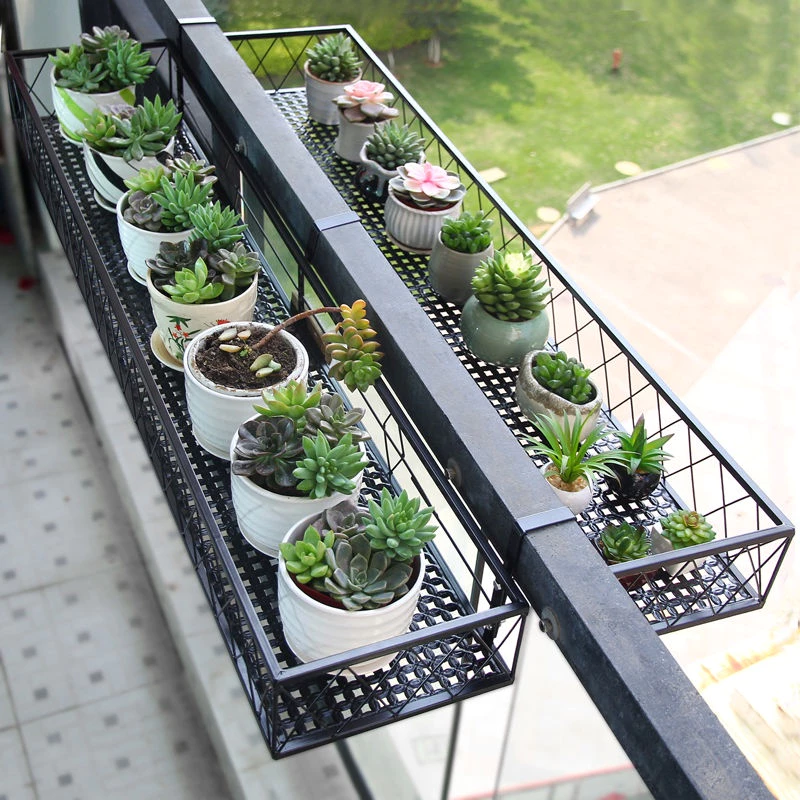 Giá treo chậu cây ban công Giá đỡ chậu cây ban công - Đủ 3 màu Đen/Trắng/Vàng - Sang trọng - Tinh tế