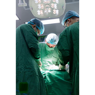 [FREESIZE] Áo Choàng Phẫu Thuật, Bộ Phòng Mổ Bác Sĩ Màu Xanh Lá Chất Vải Kaki Cao Cấp Nhuộm Hoạt Tính Không Phai Màu