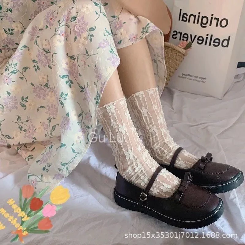 Sẵn - Tất ren lolita thêu hoa xuyên thấu