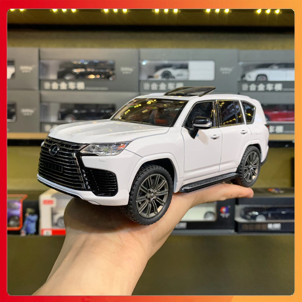 Mô hình xe Lexus LX600 tỉ lệ 1:24 CHIMEI