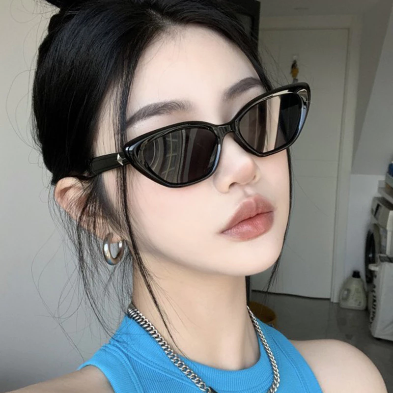 Kính Mắt Mèo nam nữ chống UV400 kính đi biển thiết kế kiểu dáng thời trang Hàn Quốc