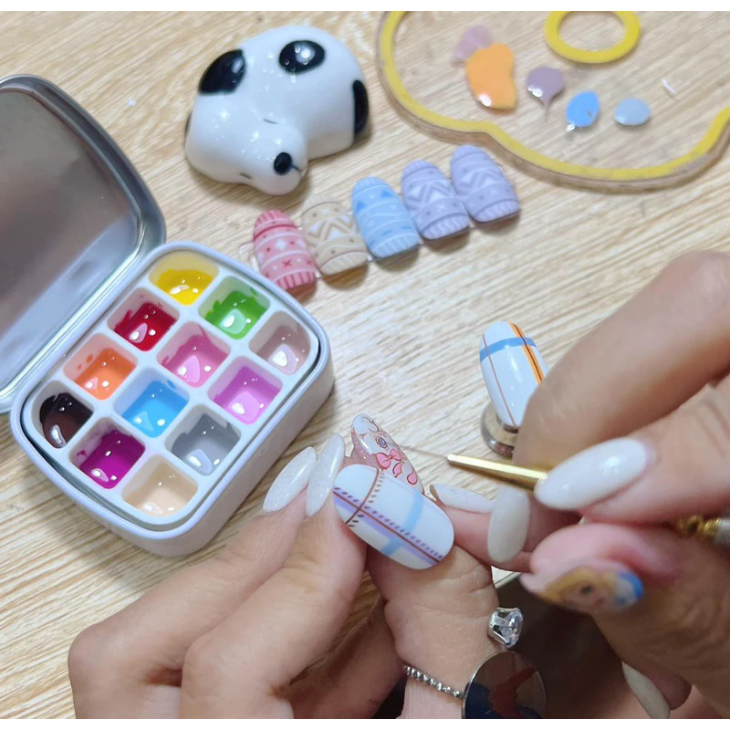 Khay chiết, đựng màu/gel vẽ kim loại 12 ô (màu hộp ngẫu nhiên)