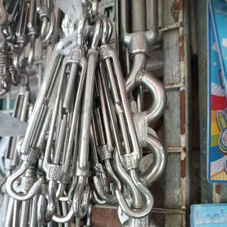 tăng đơ 5 inox 304(1 chiếc)