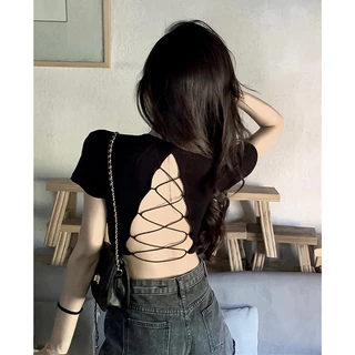 Áo croptop đan dây lưng có đệm ngực phía trước