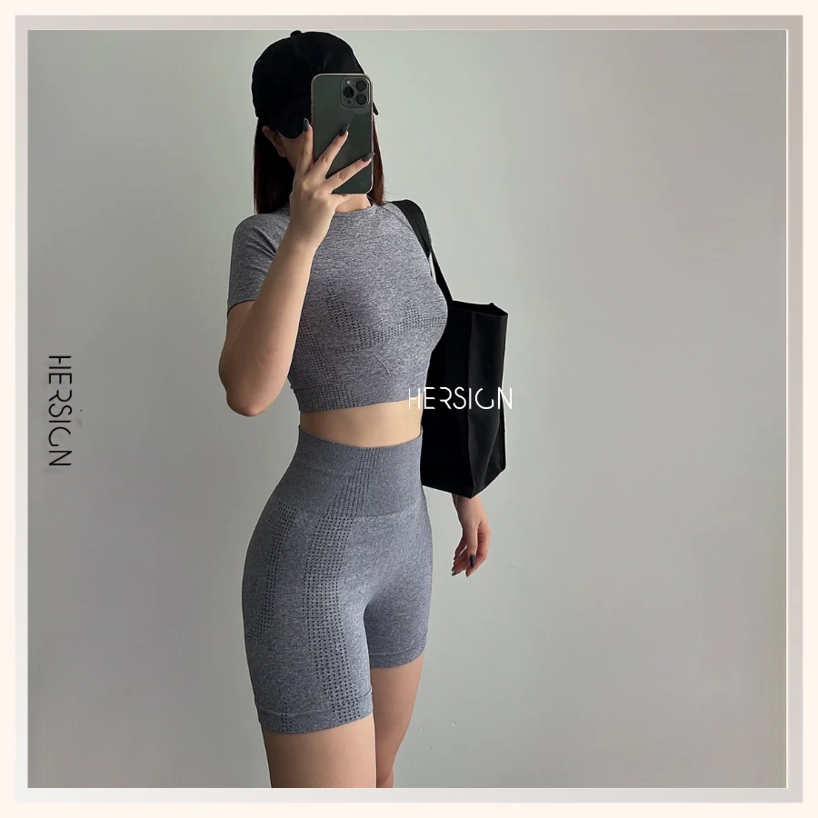 BỘ ĐỒ TẬP YOGA SET TẬP GYM NỮ QUẦN ĐÙI ÁO CROPTOP NGẮN TAY MẪU MỚI HERSIGN-SET017A BST HERSIGN OPEN AIR