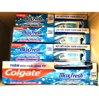 Combo 3 kem đánh răng Colgate maxfresh 225g tặng kèm bàn chải