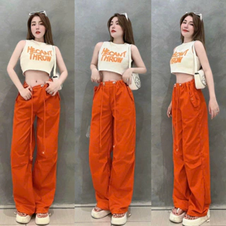 Set bộ đồ nữ áo croptop ba lỗ mix quần suông rộng với tone màu cam cá tính, xinh xắn dành cho các nàng diện đi chơi