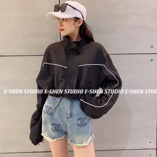 Áo Khoác Gió CRT Viền 2 Lớp CAROLL Nữ [FREESHIP] - Khoát dáng croptop basic form rộng tay bồng chống nắng, gió HOT