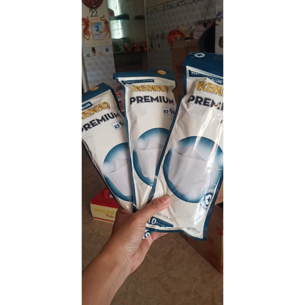 Một thùng khẩu trang 4 lớp KF94  kenko - 30 gói