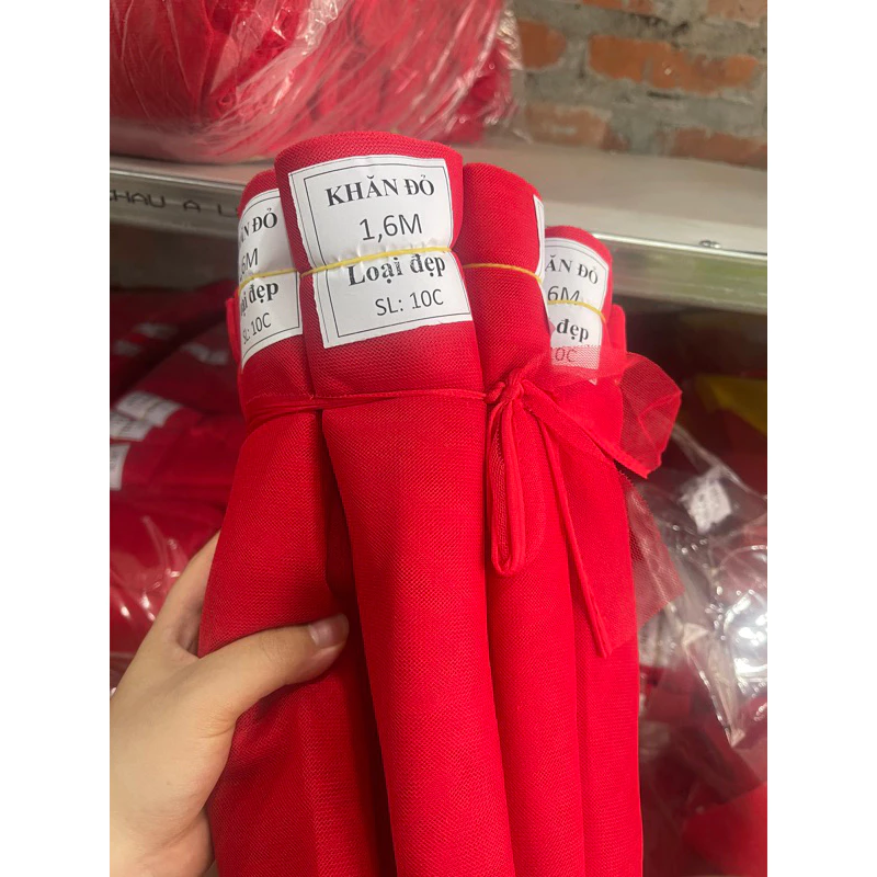 sỉ 100c khăn đỏ 1,6m hàng đẹp