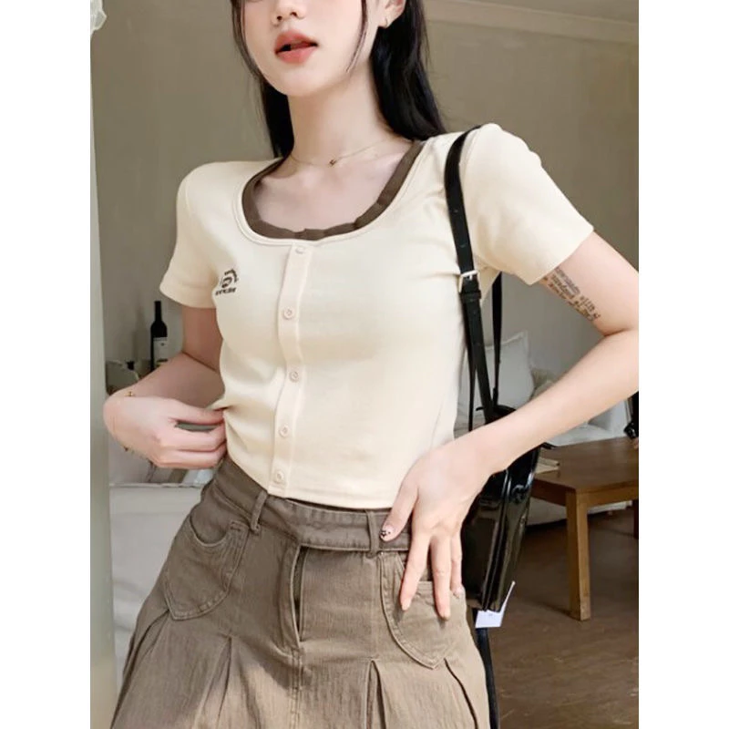 Áo thun croptop Herbi basic ngắn tay cổ tròn phối cúc chất liệu co dãn 4 màu trắng đen hồng và xanh thời trang nữ