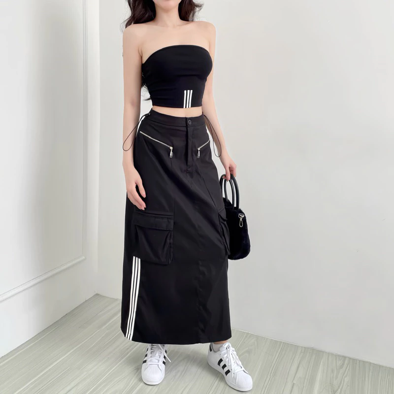 Sporty - Set áo ống thun gân dày phối váy túi hộp style thể thao Trendy