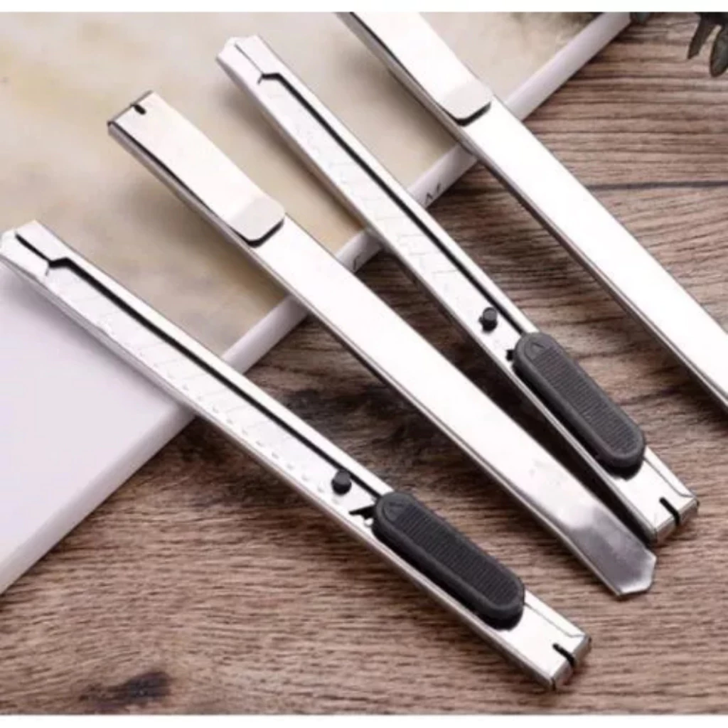 Dao rọc giấy văn phòng mini nhỏ gọn tiện ích vỏ thép sắc bén