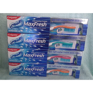 Kem đánh răng Colgate Maxfresh hương bạc hà 230g Tặng bàn chải lông tơ