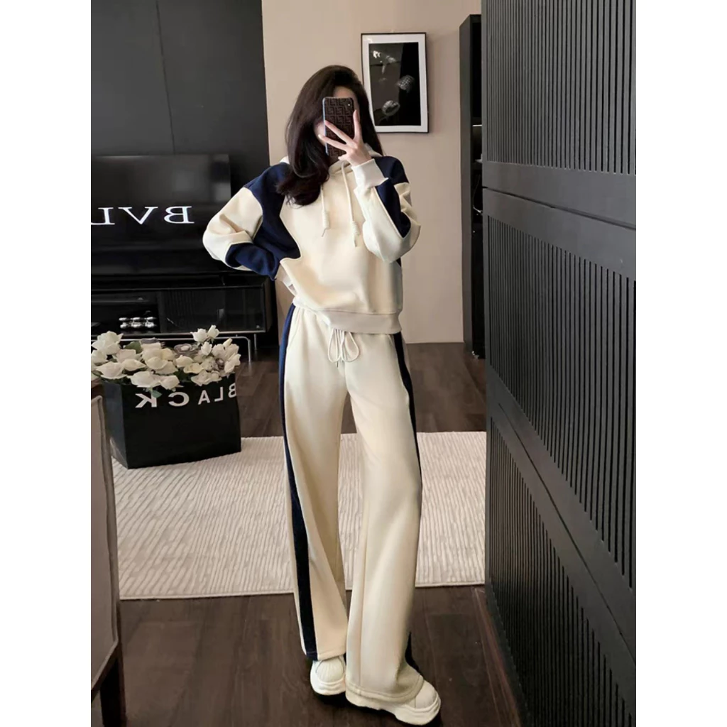 Set Bộ Nỉ Nữ CHIDORI Gồm Áo Hoodie Và Quần Ống Rộng Phối Họa Tiết Chất Liệu Nỉ Ép Hàn Cao Cấp