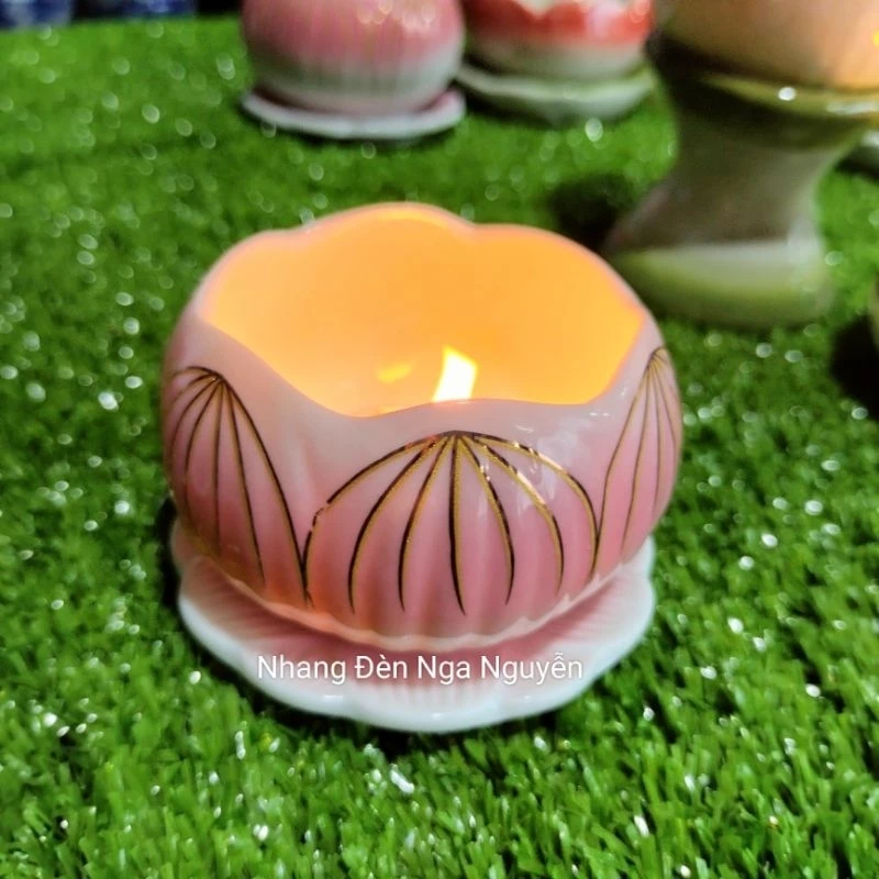 Chân đế nến hoa sen gốm sứ/Đế đựng đèn cầy Tealight