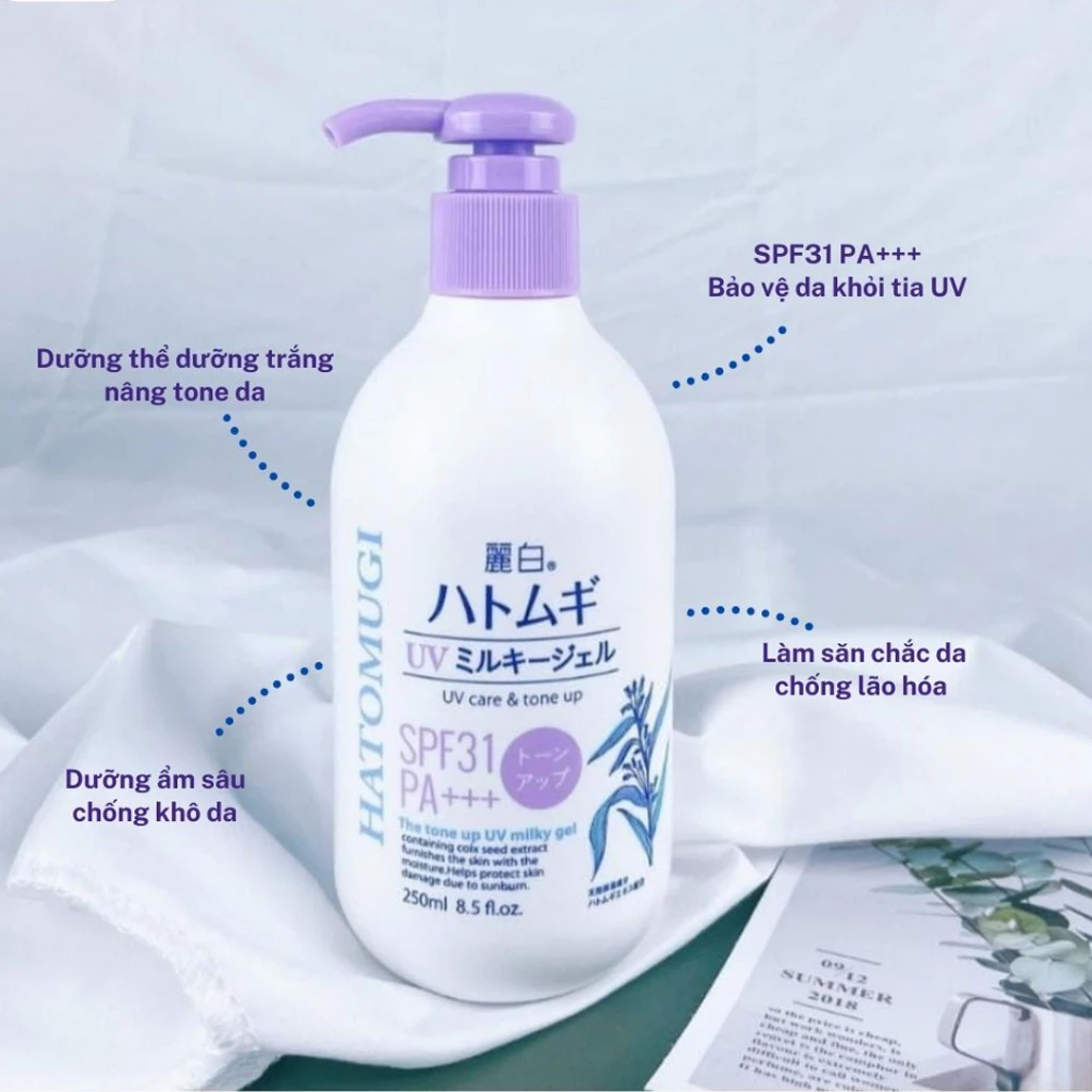 Sữa dưỡng thể chống nắng, trắng da Hatomugi hạt ý dĩ Naturie  SPF 31++ Nhật Bản