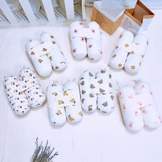 Bộ gối chặn cho bé BABY CHOU kết hợp vải muslin cao cấp tạo cảm giác êm ái giúp bé ngủ ngon chống giật mình