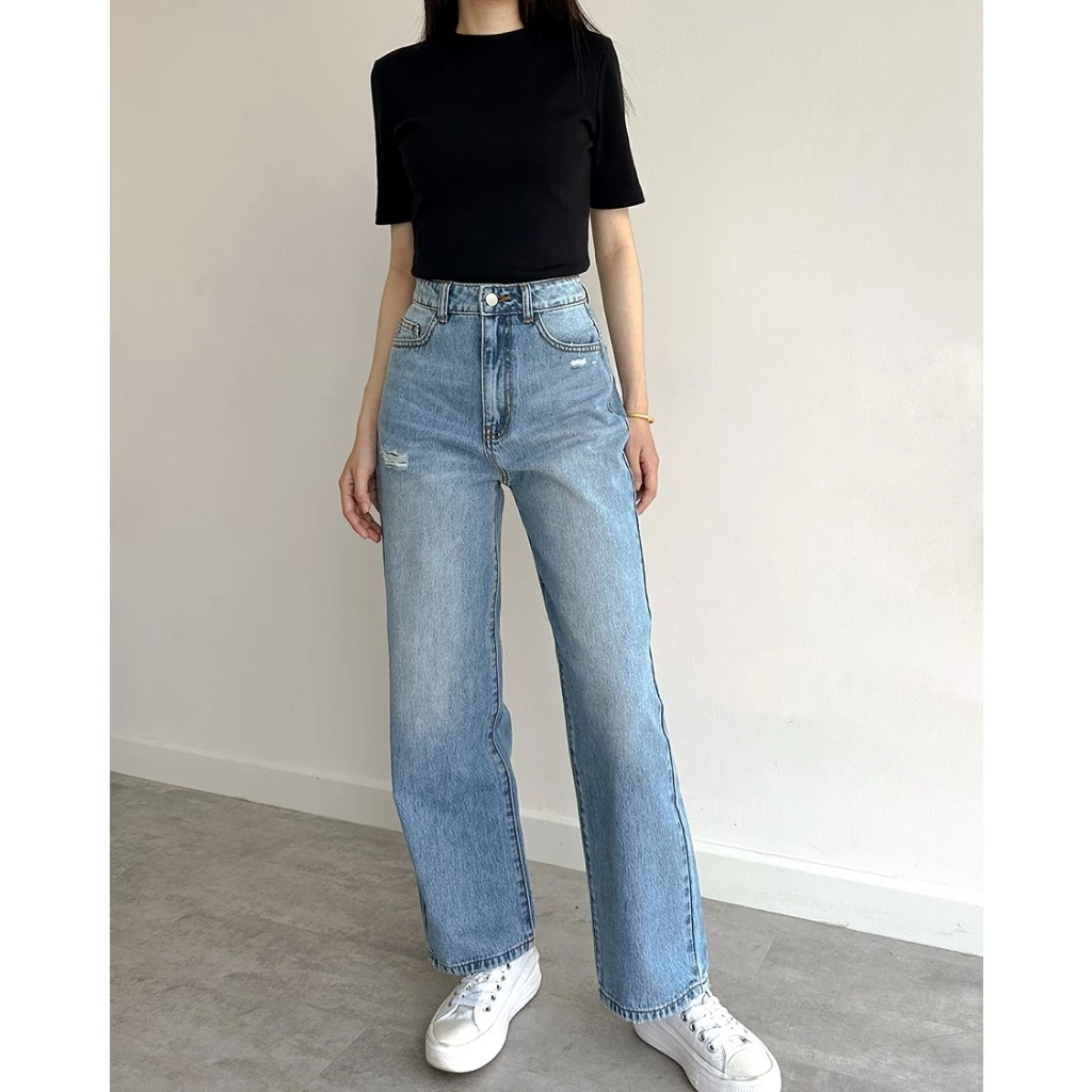 Quần Jeans Nữ REDE LR-02 Ống Rộng Vừa, Lưng Cạp Cao, Màu Xanh Nhạt Rách Xược Hông Tôn Dáng Ấn Tượng