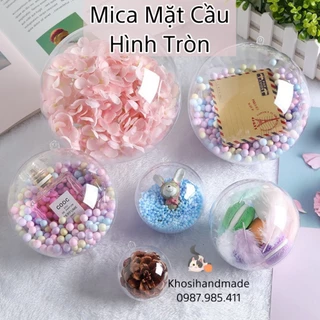 Quả cầu nhựa trong suốt từ 4cm đến 14cm đựng quà lưu niệm, treo với móc khoá để tránh bụi bẩn, trang trí sự kiện